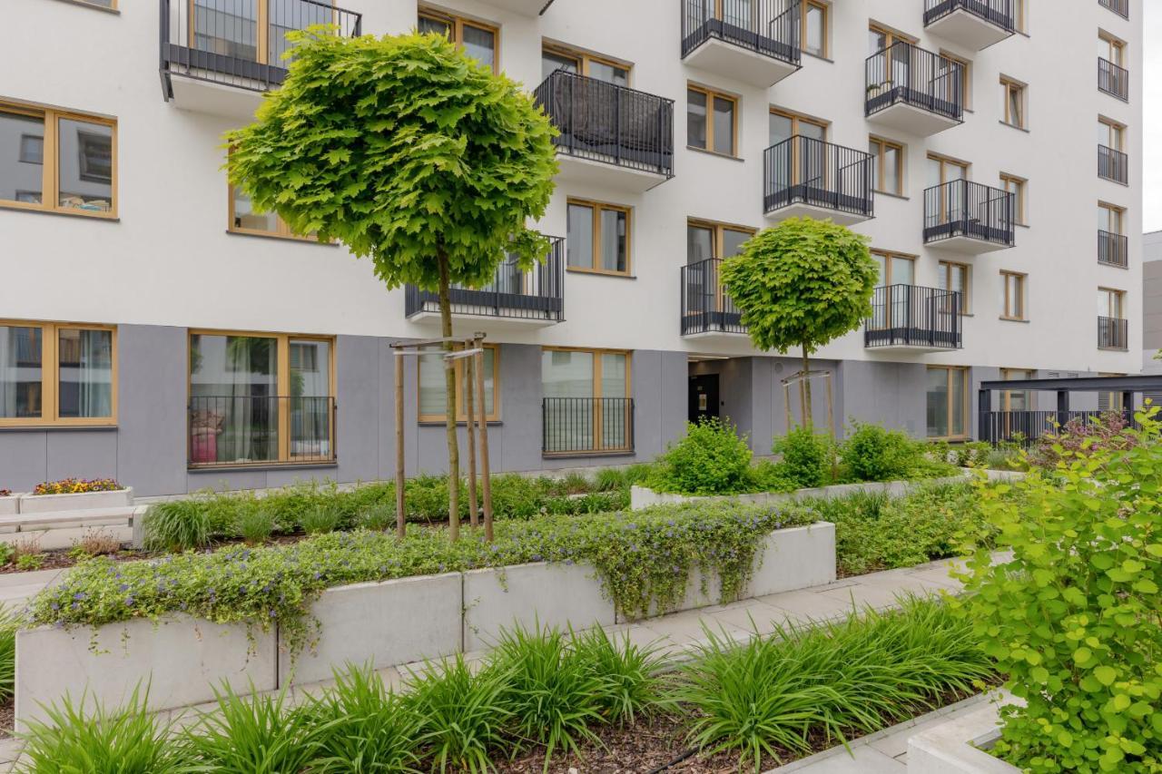 Warsaw Kotsisa Apartments With Parking By Noclegi Renters Exterior foto