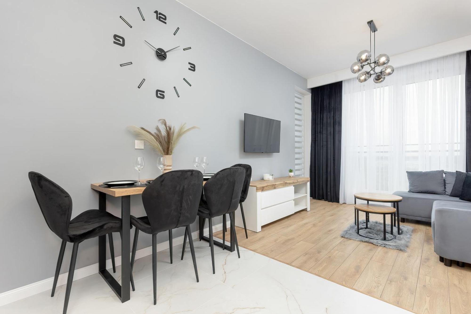 Warsaw Kotsisa Apartments With Parking By Noclegi Renters Exterior foto